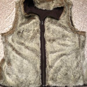 Fur vest
